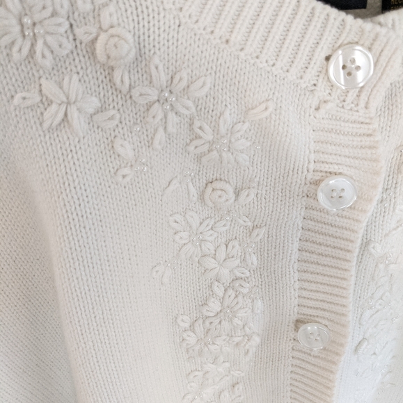 Vintage 90s  Coquette Girl Embroidered Cropped Cardigan - Picture 7 of 10